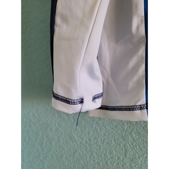 Cat & Jack | Long Sleeve Rash Guard - Picture 5 of 7